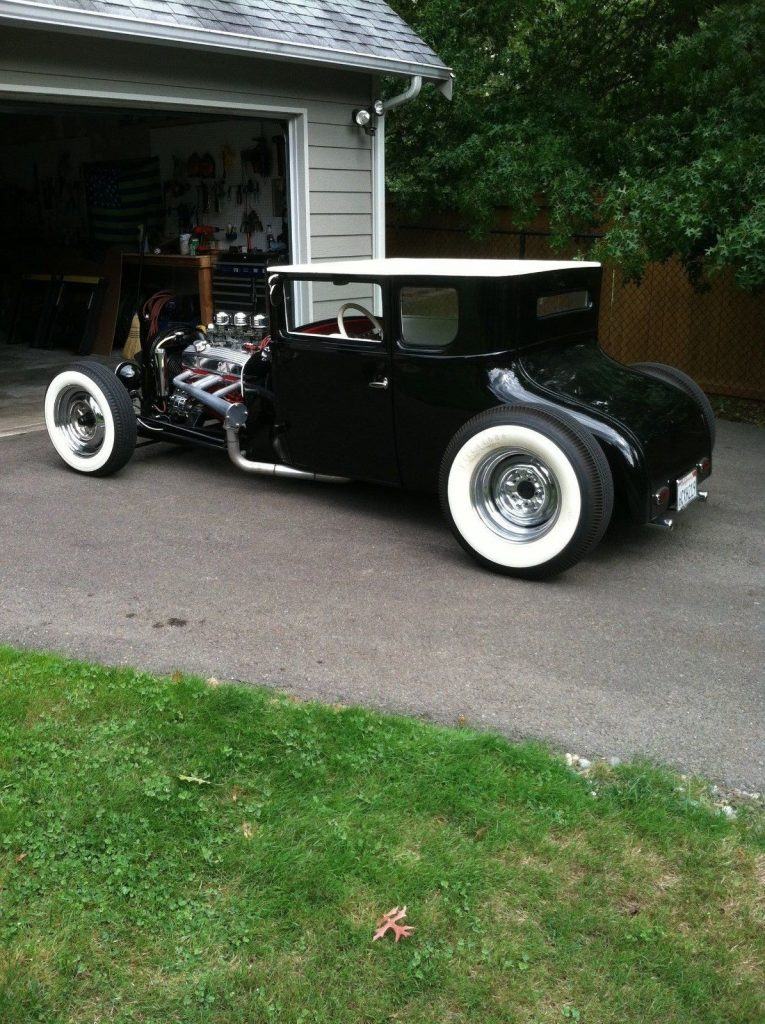 Chopped black&white 1926 Ford Model T Coupe Hot Rod