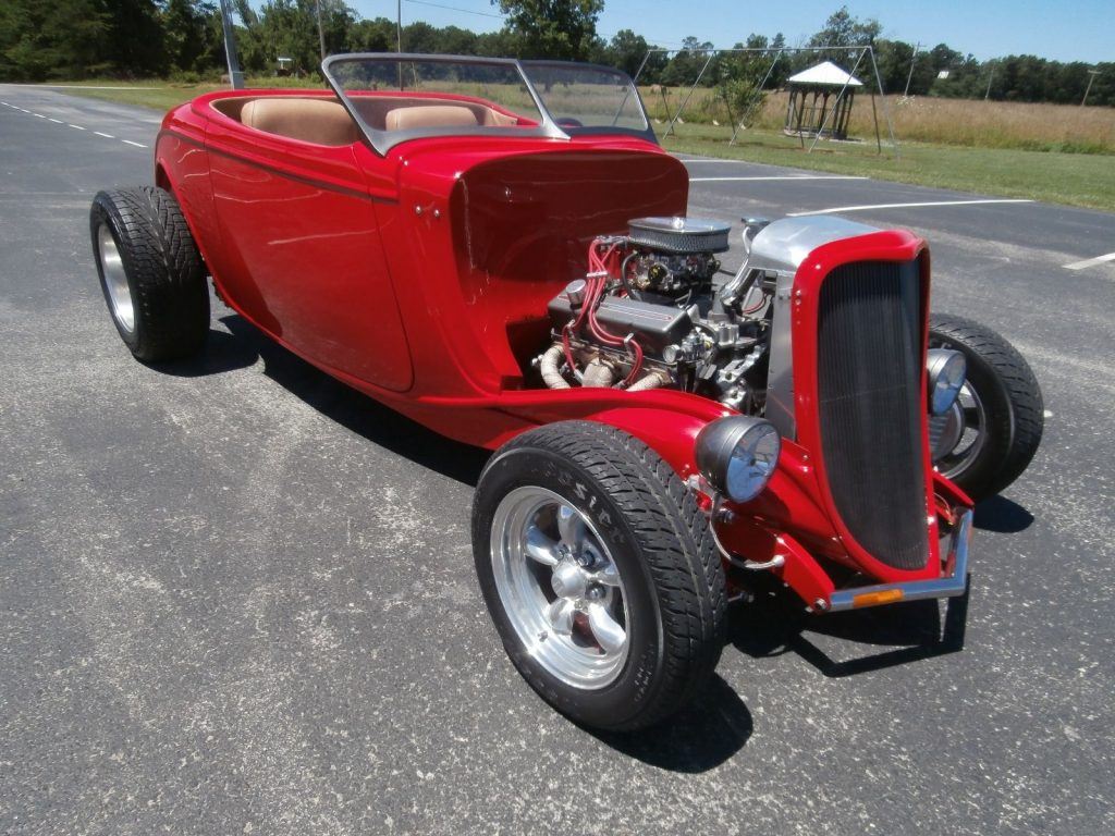 Ready to go cruisin 1933 Ford Roadster Street Rod with ZZ4 Engine
