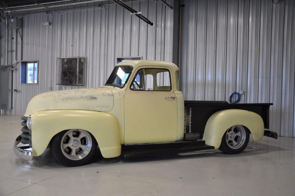 1952 Chevrolet Pickups 3100 – Very Fast and Fun!!